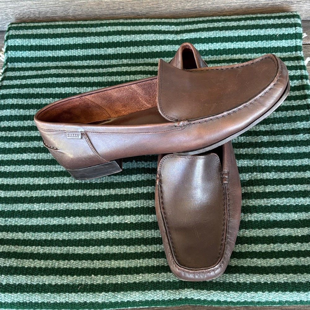 Bally Womens Chocolate Leather Loafers 39.5